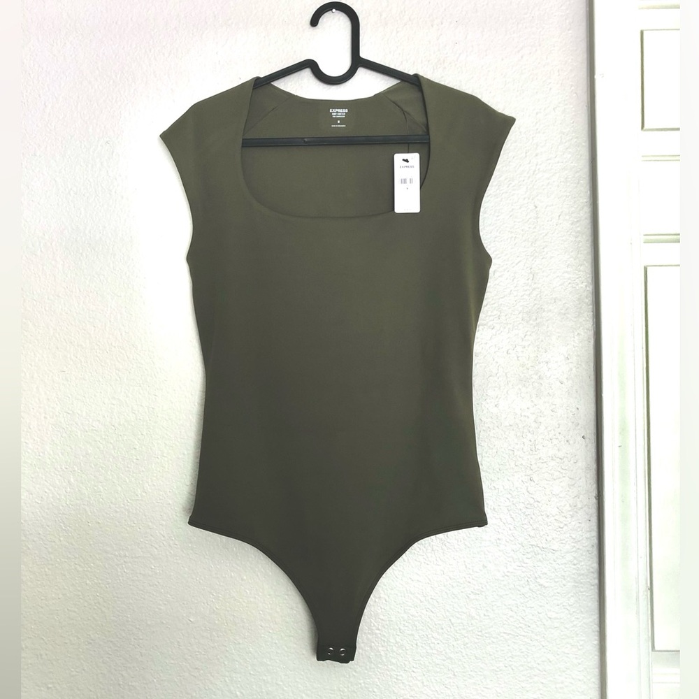 NWT Express Olive Green Body Contour Scoop Neck Bodysuit